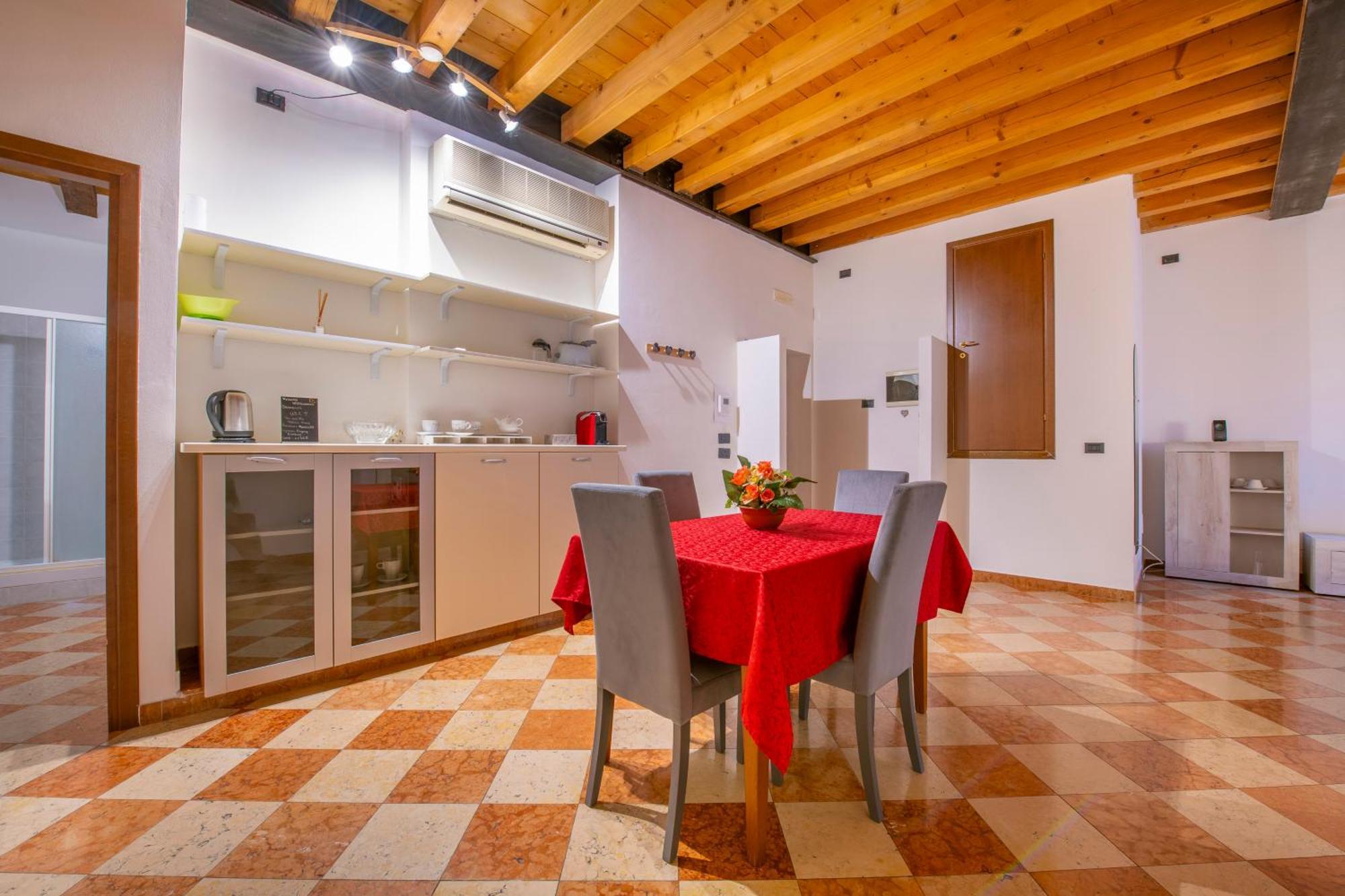 Palace Home Mazzini Verona Center 1 Екстериор снимка
